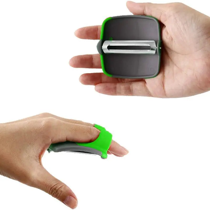 🥕 2Pcs Palm Hand Vegetable Peeler | Non-slip Rubber Finger Grips